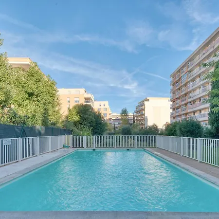 Appartement A C 2bdr 6p Flat Just Two Minutes From The Beach! Antibes