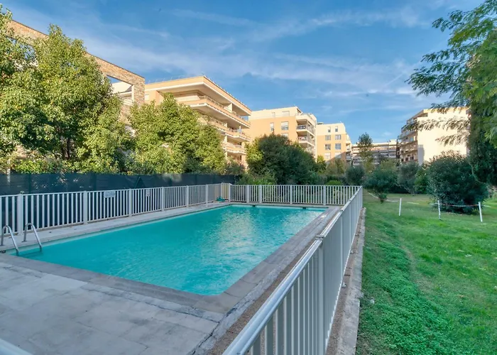 شقة A C 2bdr 6p Flat Just Two Minutes From The Beach!